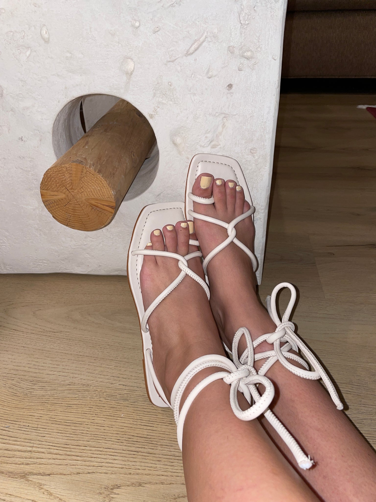 The Lace it Up Ivory Flat
