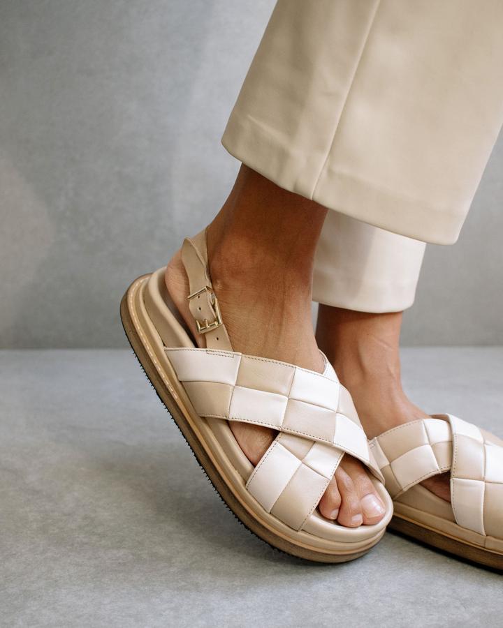 The Marshmallow Scacchi Sandal